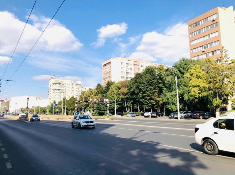 Piata Unirii vis a vis Hotel Horoscop