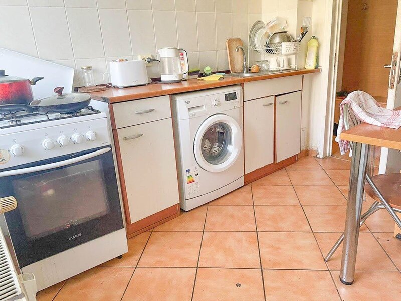 Piata Unirii vis a vis Hotel Horoscop